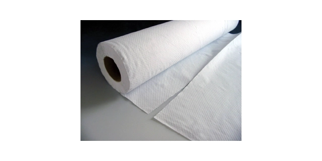 Papírové podložky na lůžka 2v.cel. návin 5O m - šíře 60 cm                                                                                                                                                                                                