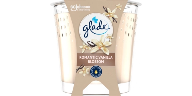 Glade Candle Romantic Vanilla Blossom NOVINKA 112g                                                                                                                                                                                                        