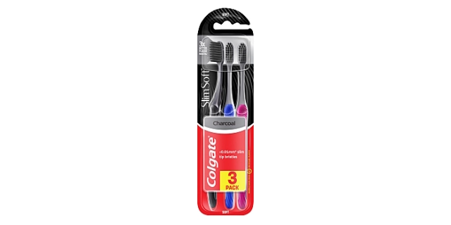 Zubní kartáček Colgate Slim Soft Charcoal měkký 3-pack                                                                                                                                                                                                    