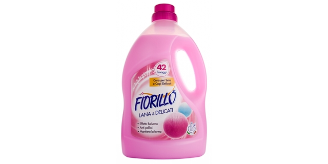 FIORILLO LAVATRICE LANA & DELICATI 2500 ml Prací gel - vlna, hedvábí                                                                                                                                                                                      