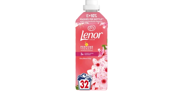 Lenor aviváž Cherry Blossom 675ml/32PD                                                                                                                                                                                                                    
