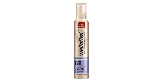 Wellaflex pěnové tužidlo 200 ml 2-Days-Volume 4                                                                                                                                                                                                           