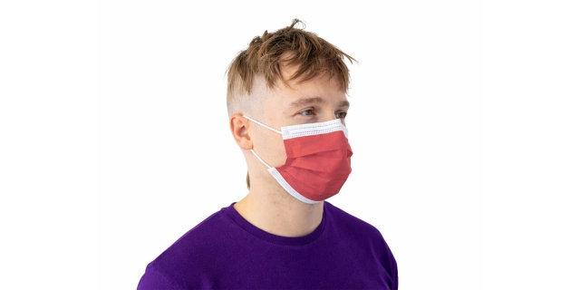 Rouška jednorázová, 3 vrstvá, 175 x 93 mm, 50 ks, červená                                                                                                                                                                                                 