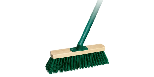 Dřevěné koště s tyčí 30 cm                                                                                                                                                                                                                                