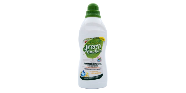 GREEN EMOTION AMMORBIDENTE CONCENTRATO 750 ml Hypoalergenní aviváž s jasmínem 30 dávek                                                                                                                                                                    