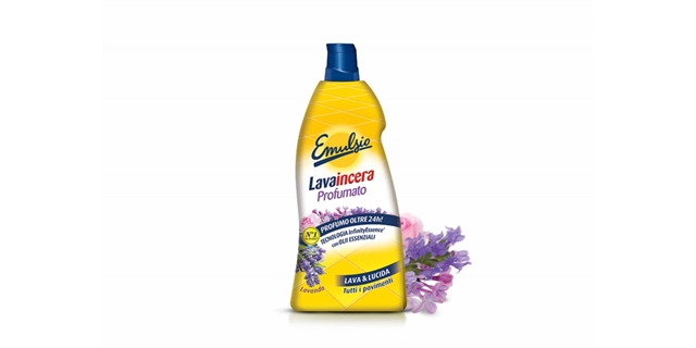 EMULSIO ČISTÍCÍ A OCHRANNÝ PŘÍPRAVEK NA PARKETY 875ml                                                                                                                                                                                                     
