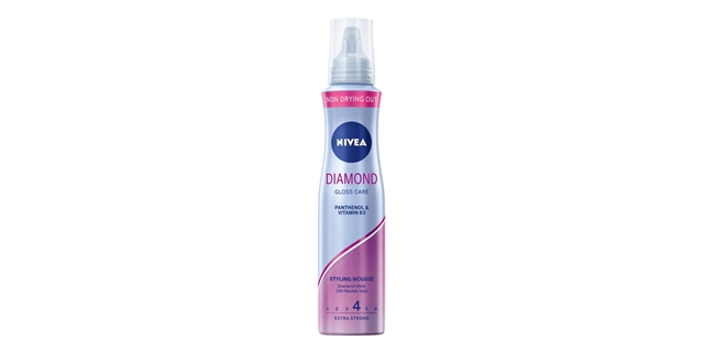 Nivea Pěnové tužidlo Diamond Gloss 150ml                                                                                                                                                                                                                  