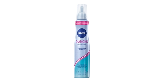 Nivea Pěnové tužidlo Diamond Volume 150ml                                                                                                                                                                                                                 