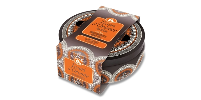 TESORI D'ORIENTE Aroma svíčka Lotus 200g                                                                                                                                                                                                                  