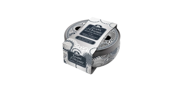 TESORI D'ORIENTE Aroma svíčka White musk 200g                                                                                                                                                                                                             